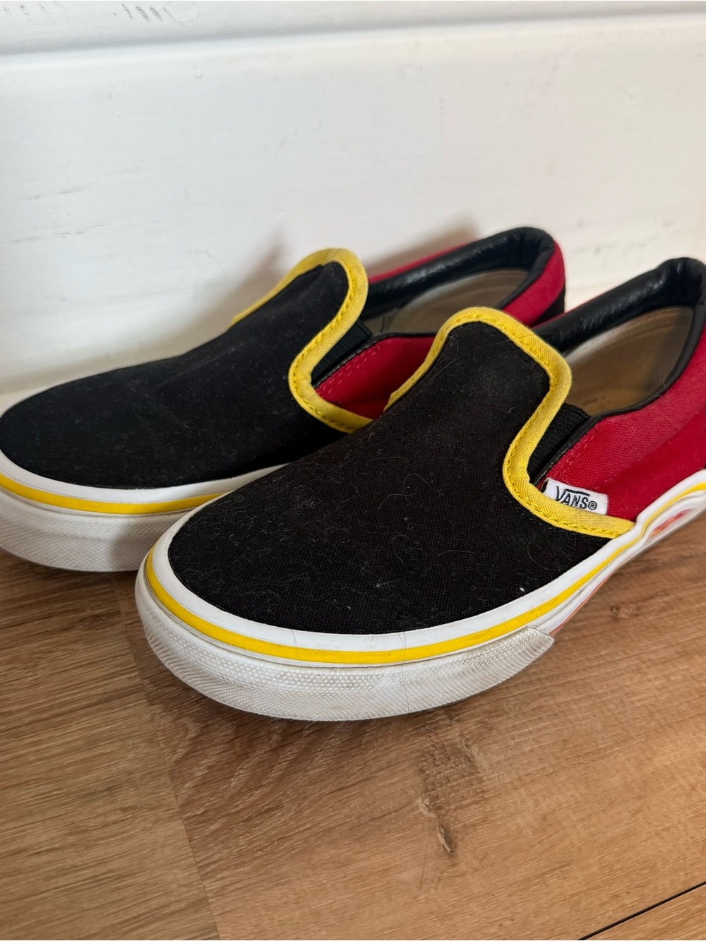 Vans Kids Slip-On Sneakers with Flames 1